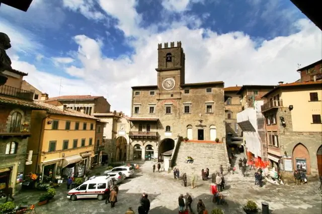 Piazza della Repubblica, Cortona, Tuscany