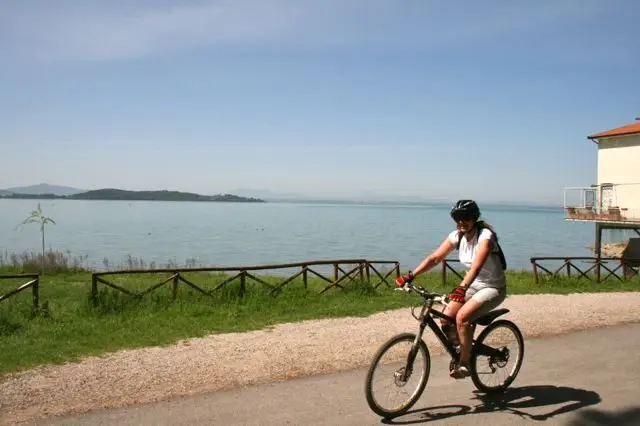 Cycling around Lake Trasimeno, Umbria