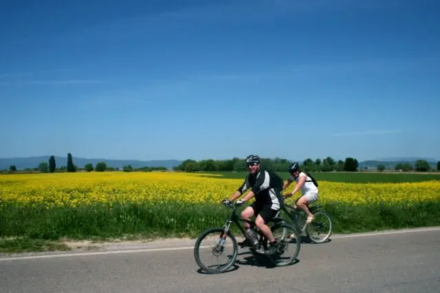 Cycling around Lake Trasimeno