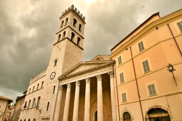 The temple of Minerva in assisi, Umbria