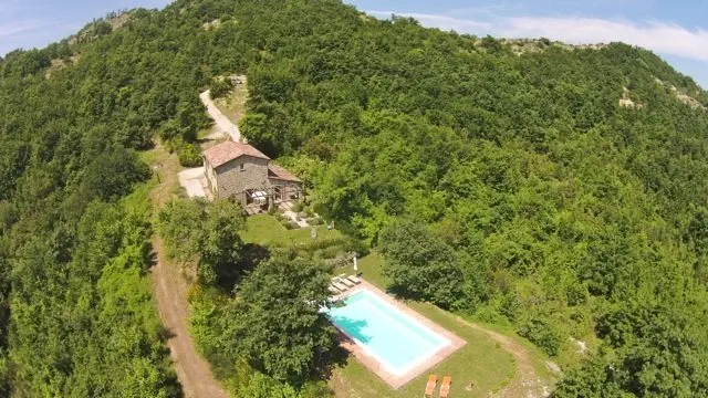 La Rondinaia, pool And House From Above, Holiday Villa In Northern Umbria, Italy