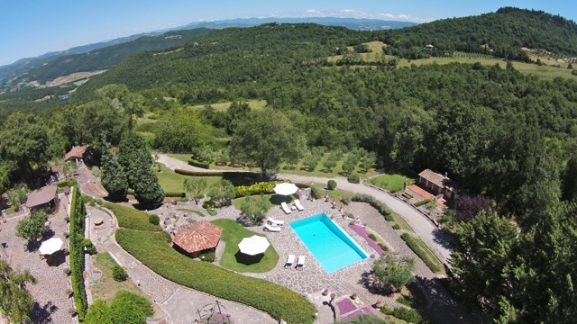 La Fontanina Swimming Pool, Luxury Holiday Cottage, Tuscany Umbria, Italy