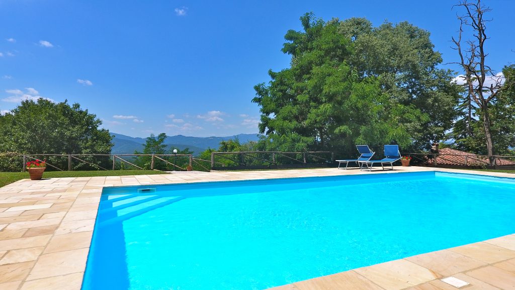 The Swimming Pool, Casa della Maestra Holiday Villa Tuscany Umbria Italy